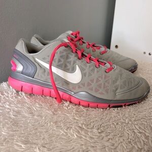 Nike Training Free Fit 2 Sneakers